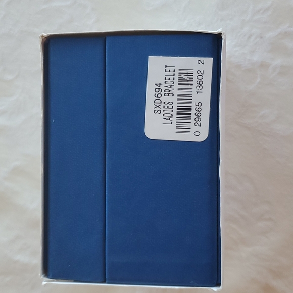 SEIKO NWT Ladies Watch - Picture 6 of 8